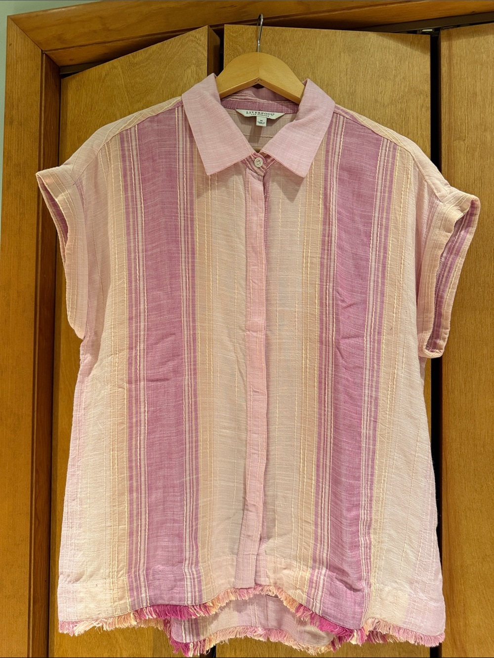 Liverpool Pinks White Yellow Striped Textured Button-Front Sleeveless Collar Top